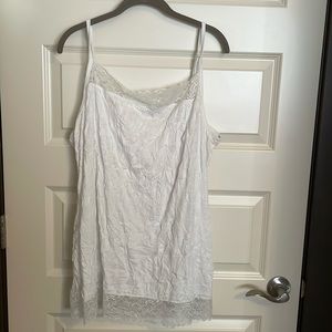 Maurices Plus Size Solid Lace Trim Crinkle Cami  Size 3X Camisole